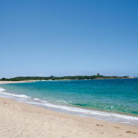 Village Baia Blu La Tortuga 4* אגליאנטו