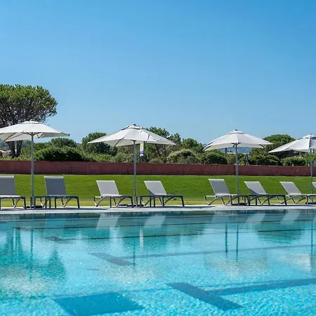 אתר קמפינג Village Baia Blu La Tortuga