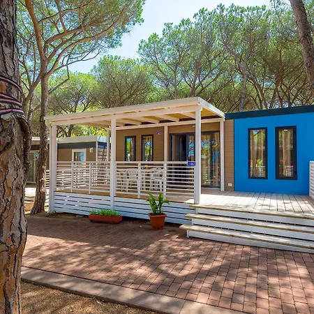 Кемпинг Village Baia Blu La Tortuga 4*