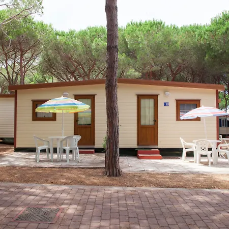 Campsite Village Baia Blu La Tortuga 4*