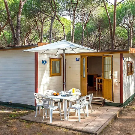 Campeggio Village Baia Blu La Tortuga 4*